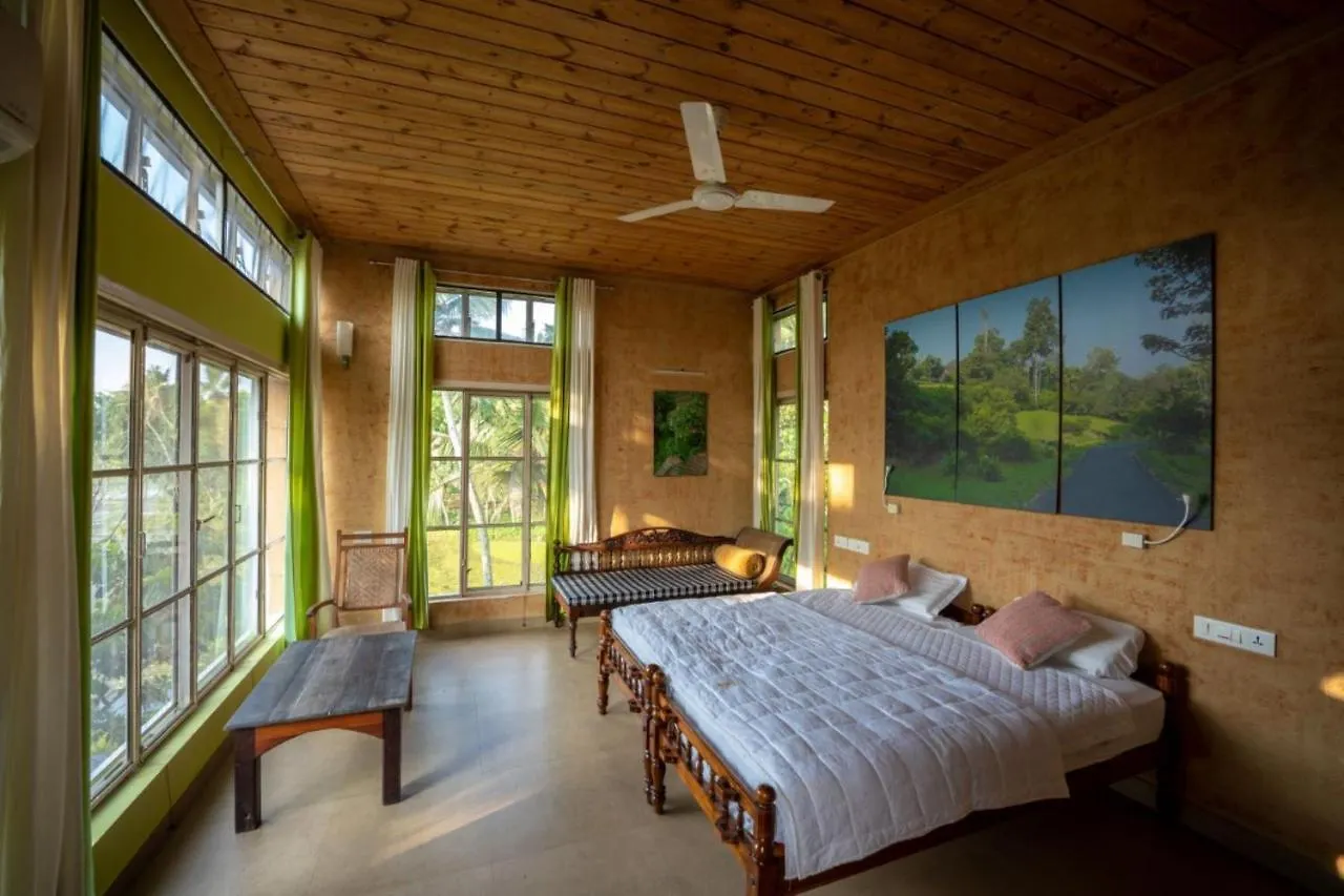 Lodge Mynaakom Country Home Kochi Thalayolaparambu